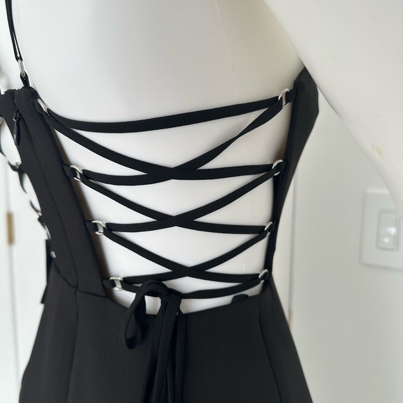 BCBG MaxAzria ESMEE Lace up Cutout dress SIZE 0 NWT - Picture 4 of 10